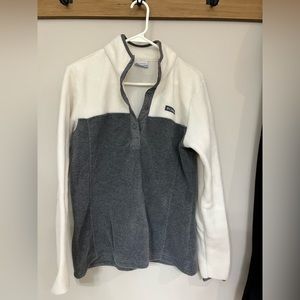 Columbia Pullover- cream and gray, Medium